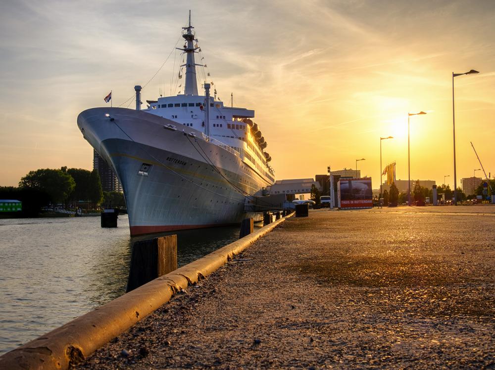 Weekendjeweg Rotterdam ss schip overnachten vooraanzicht