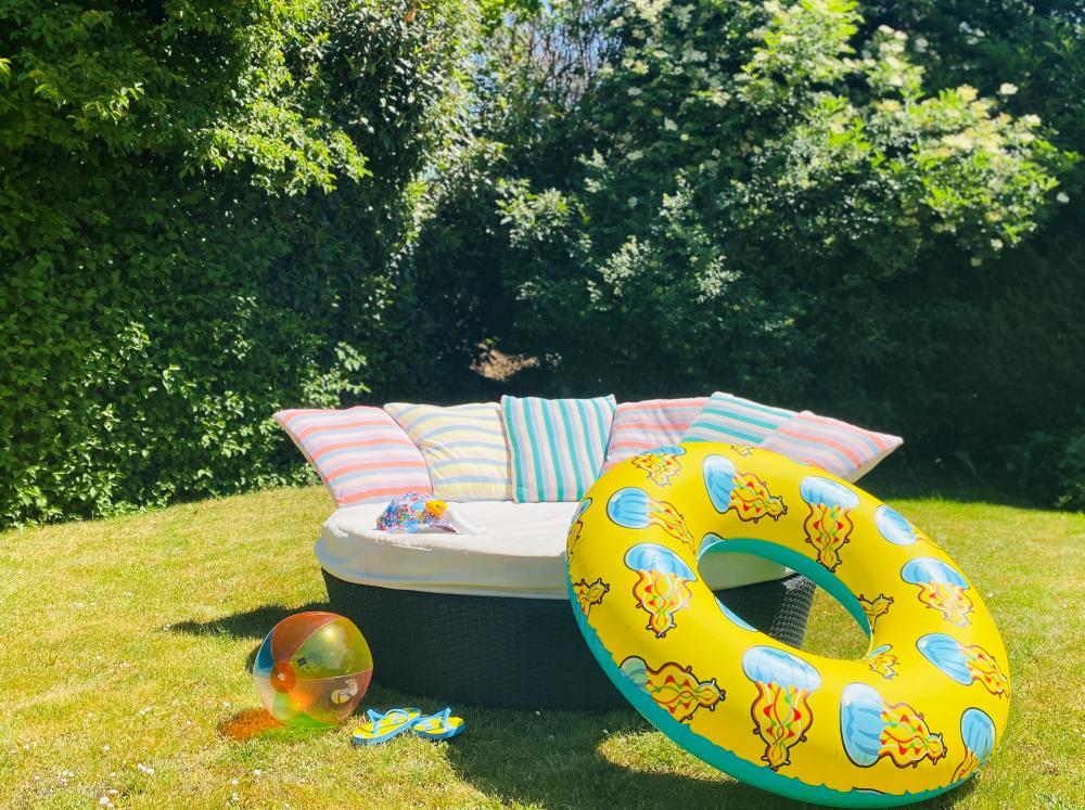 Hotelaanbieding hotel Schaepkens Loungebank achter