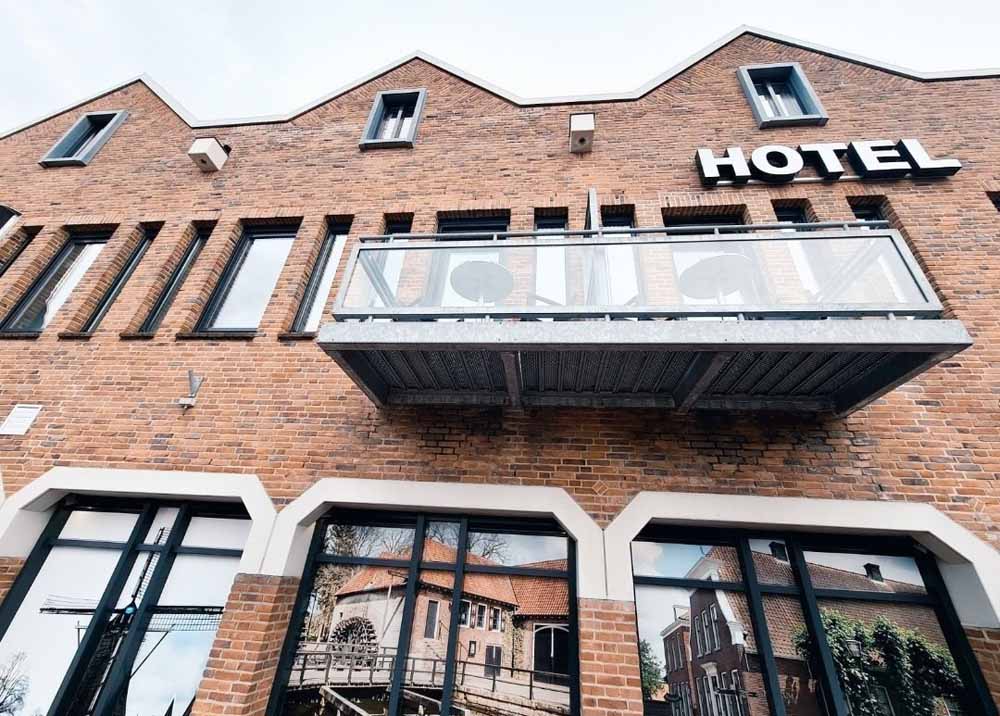 weekend weg hotel de schout aanzicht hotel