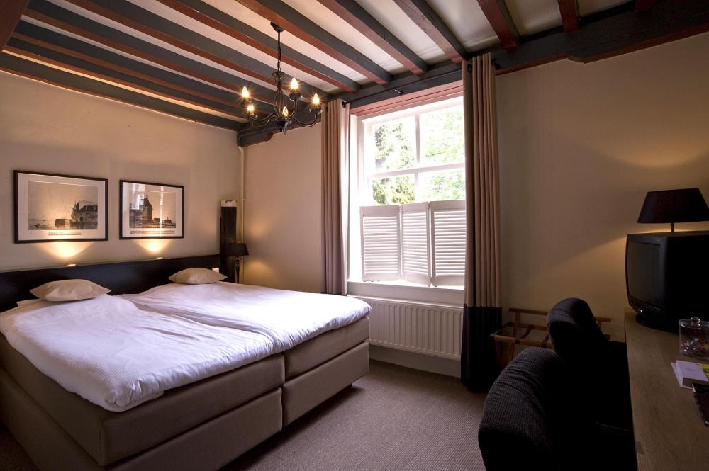 campveerse toren kamer12